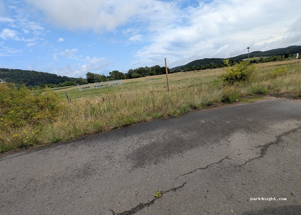 (35096) Niederweimar - B 255 — foto