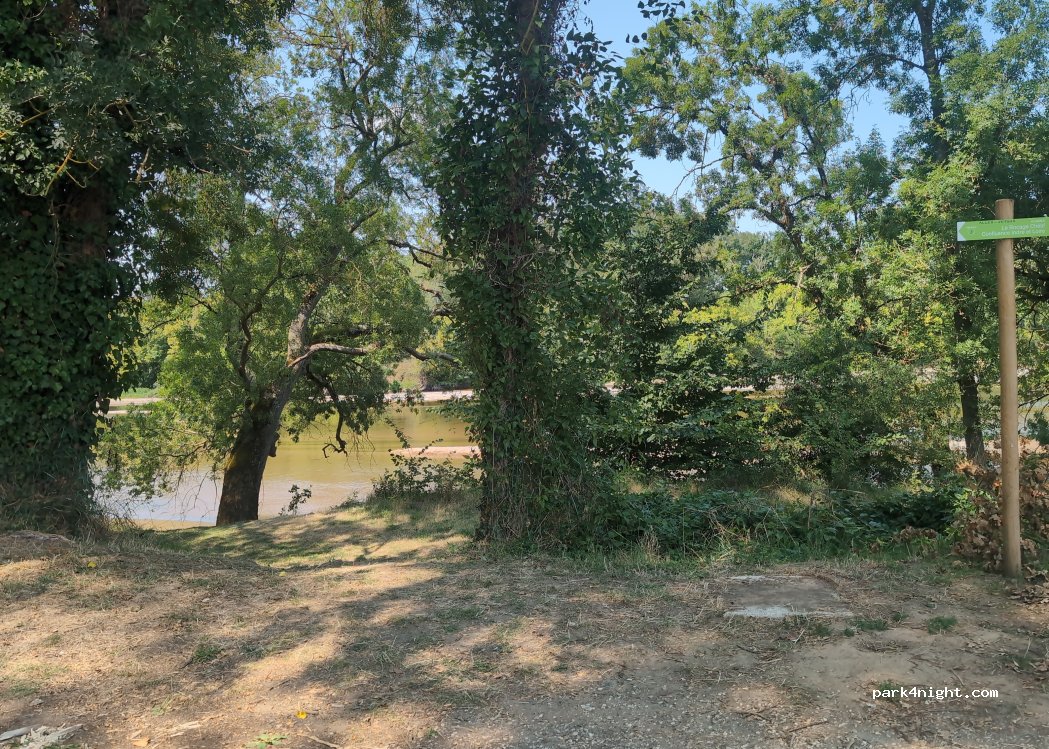 (37420) La Chapelle-sur-Loire - Chemin du Pont du Néman — foto 2