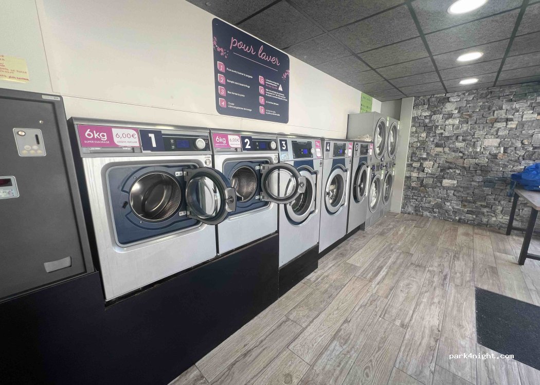 (73300) La Tour-en-Maurienne - Rue de la Houille Blanche — foto
