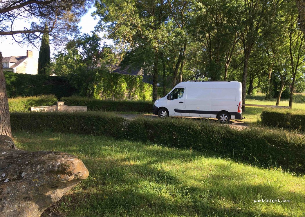 (49320) Saint-Saturnin-sur-Loire - 31-33 Route de Saumur — foto