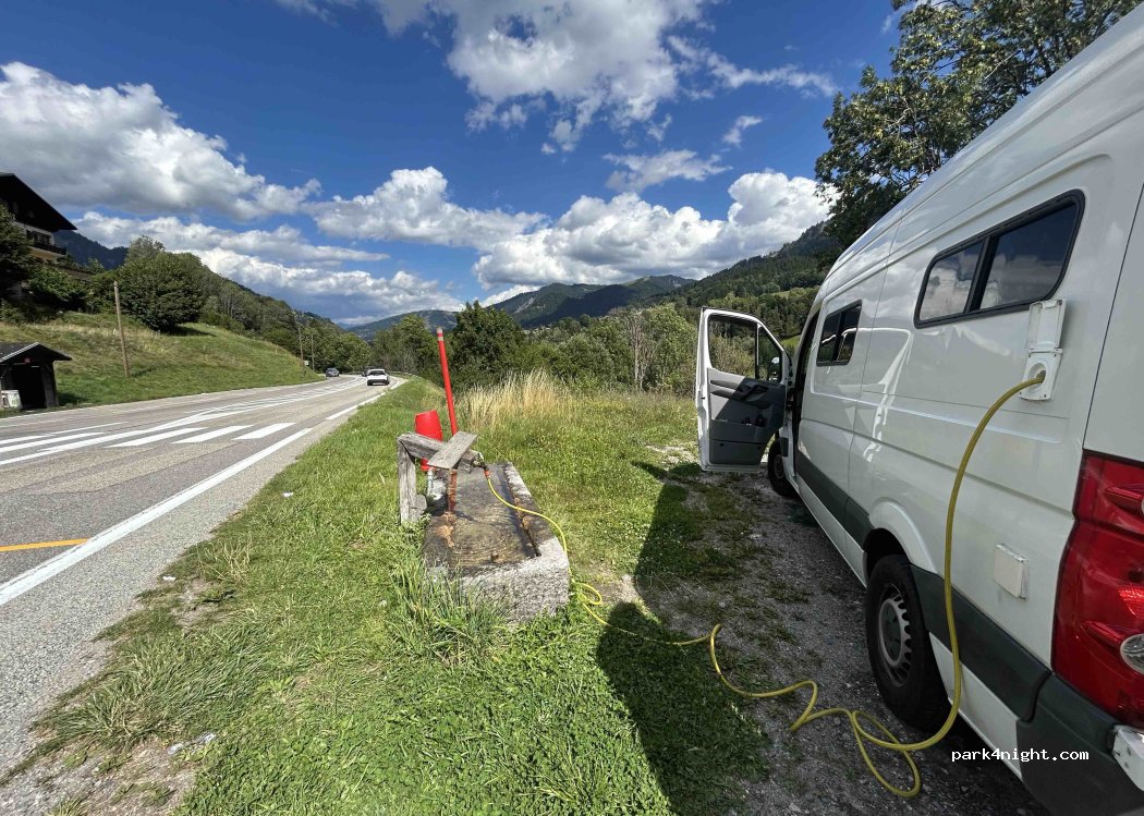 (73590) Flumet - Route de Megève — foto