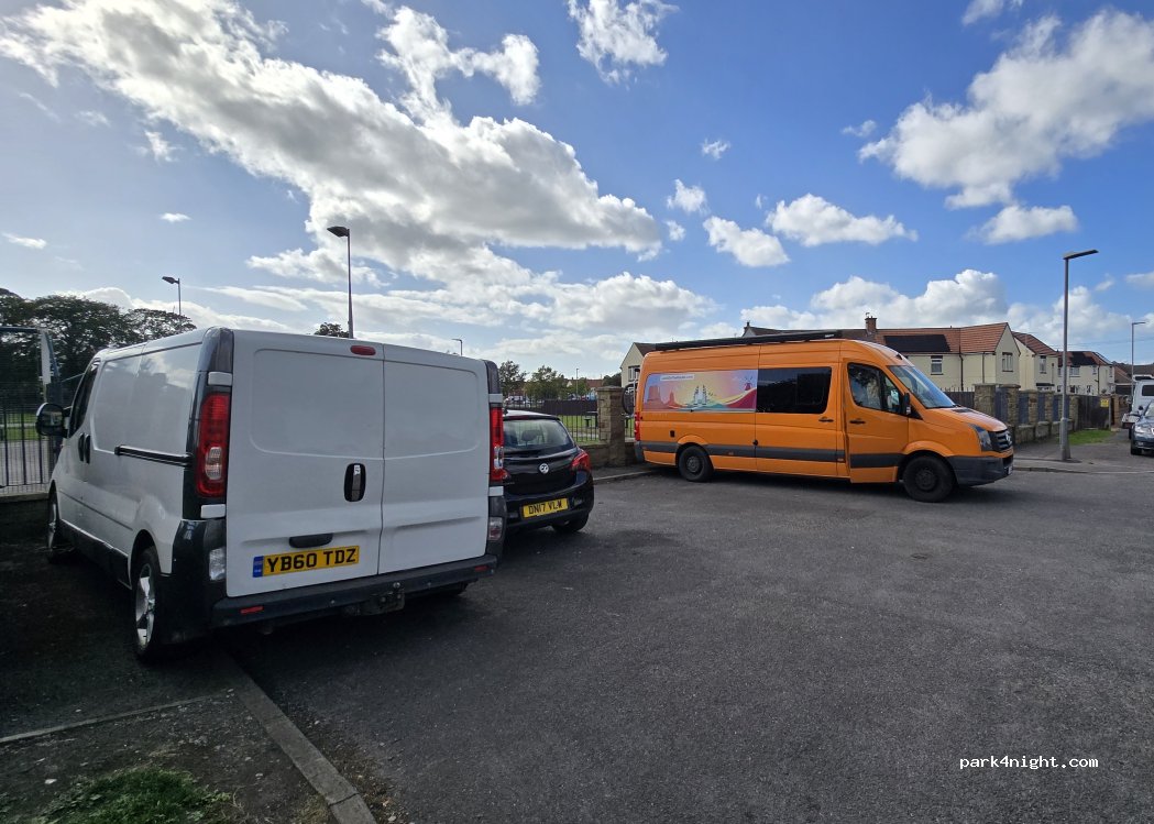 (DL14 9GF) St Helen Auckland - Davis Avenue — foto