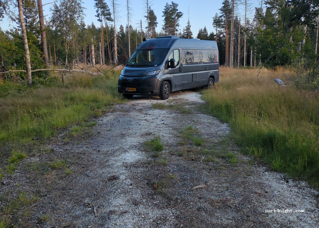 (468 31) Vargön - — foto 2