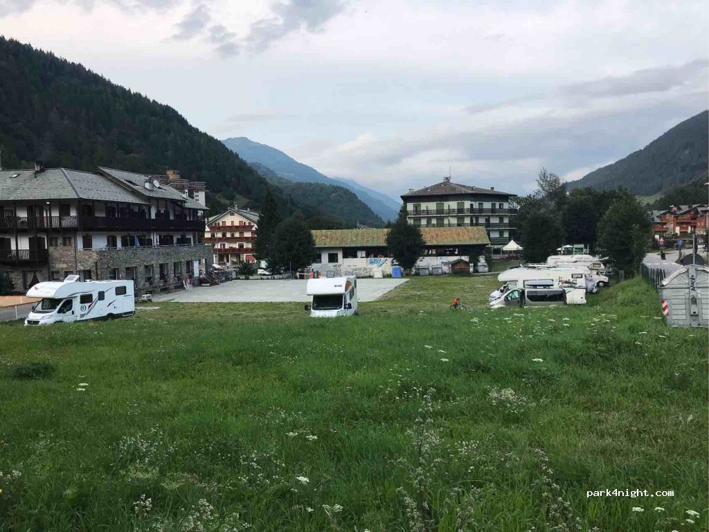 Area sosta Camper Aprica — foto 2
