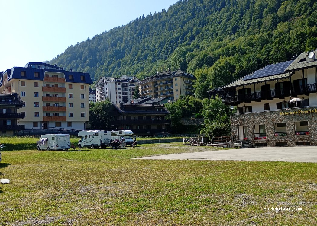 Area sosta Camper Aprica — foto 5