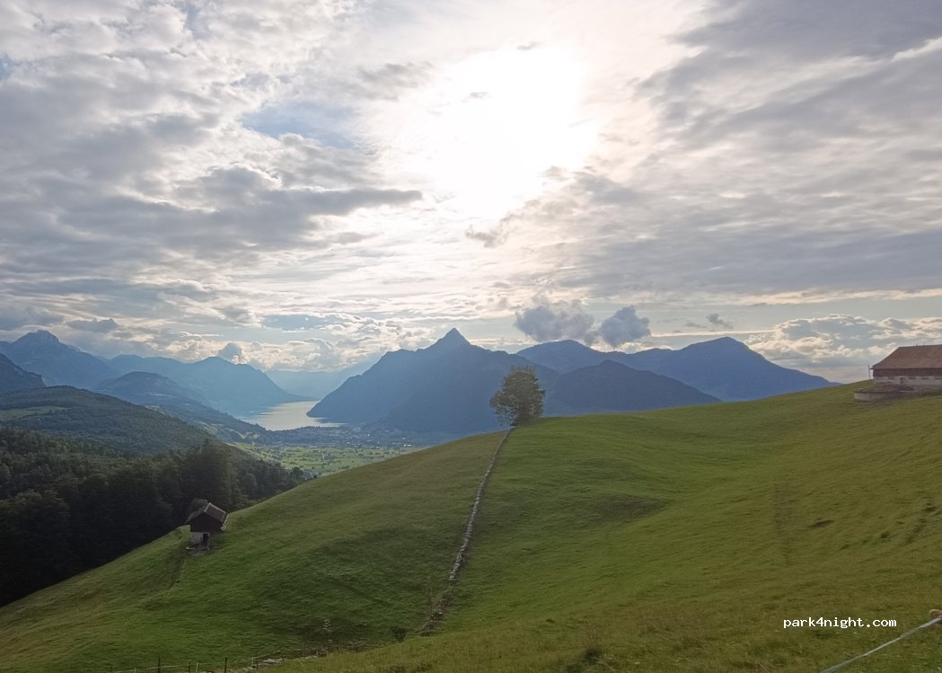 (6432) Schwyz - Burisberg — foto 2
