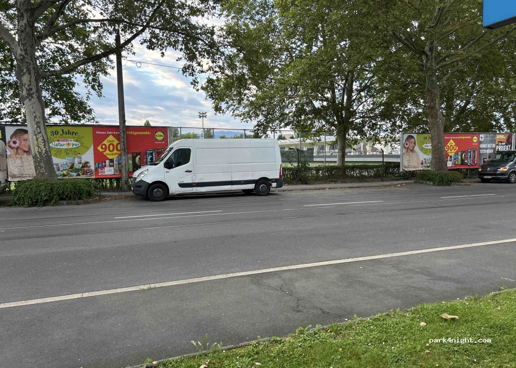 (8020) Graz - Lauzilgasse — foto