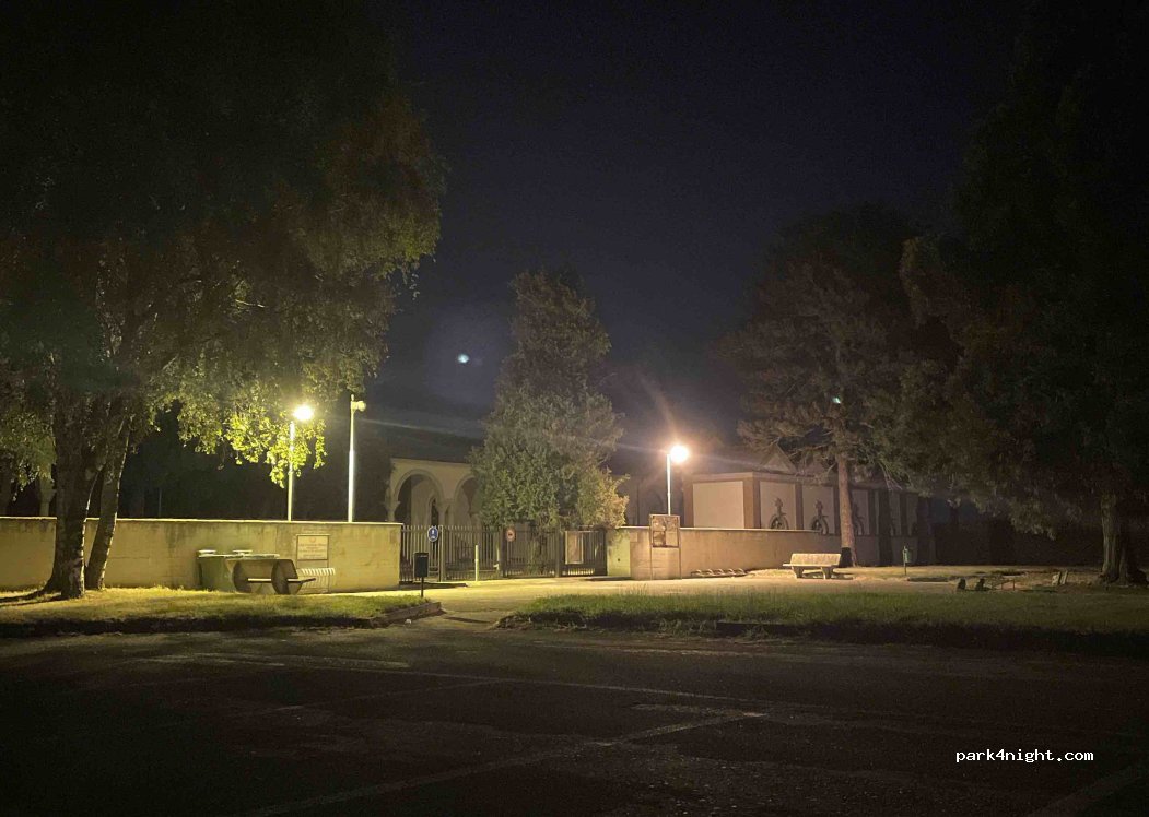 (27027) Gropello Cairoli - Piazzale della Pace — foto