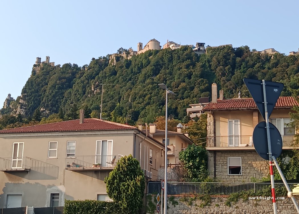 (47893) Borgo Maggiore - Via Ventotto Luglio — foto 2