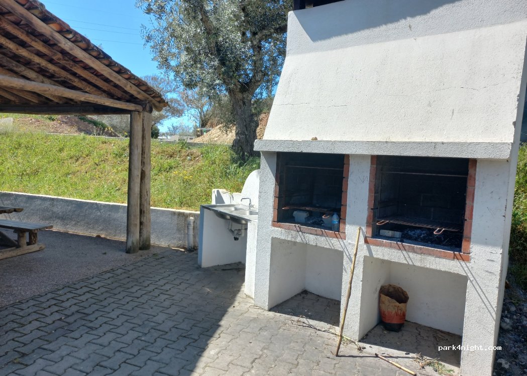 Parque de Campismo Municipal de Ortiga — foto 3