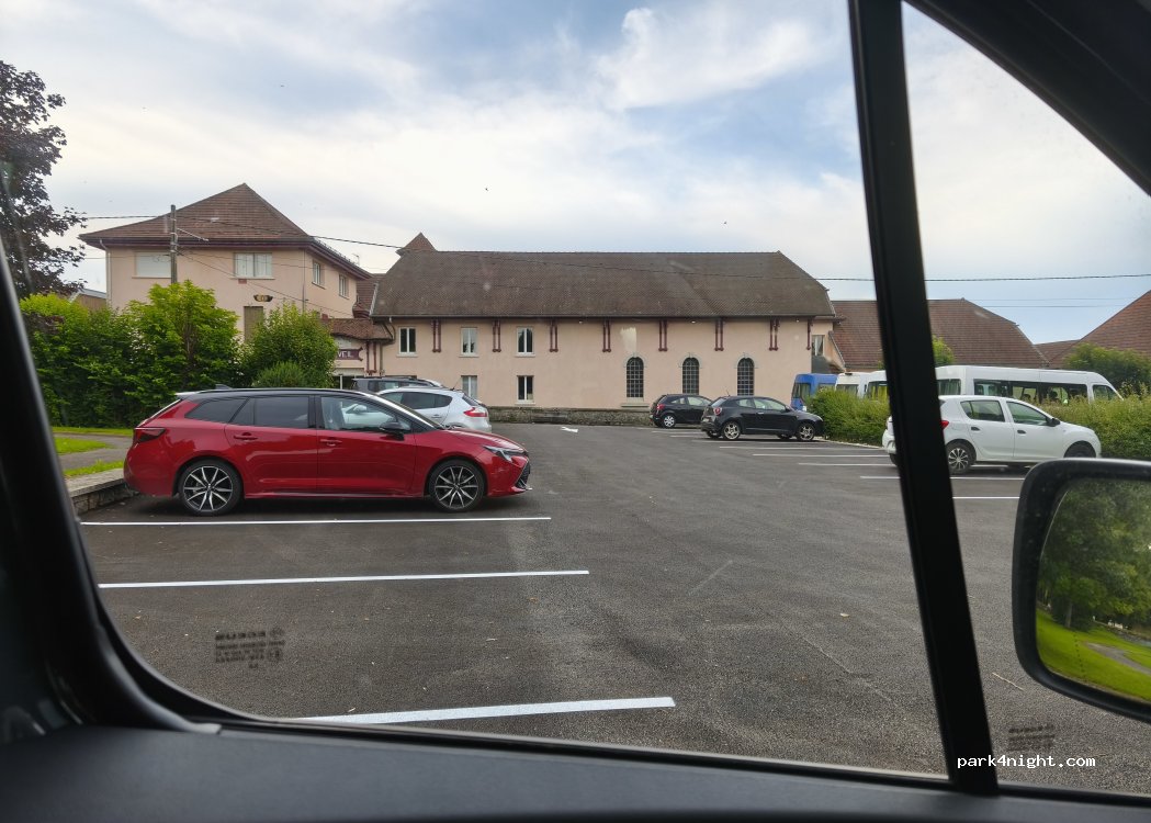 (25270) Villeneuve-d'Amont - Place de la Mairie — foto 3