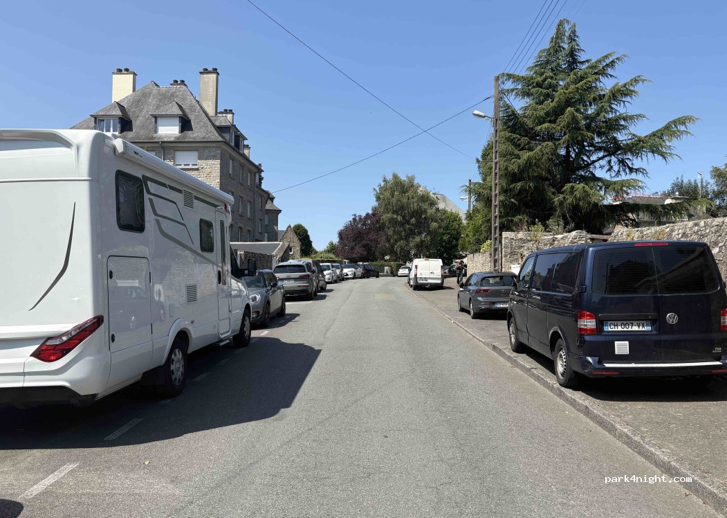 (22100) Dinan - Rue des Vergers — foto