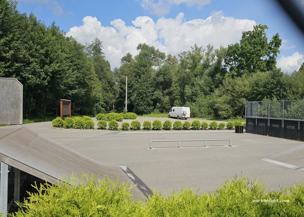 (32-433) Lubień - Unnamed Road — foto