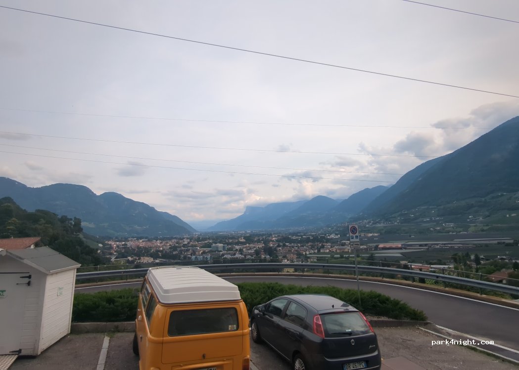 (39019) Tirol - Tirolo - Laurinstraße - Via Laurin — foto