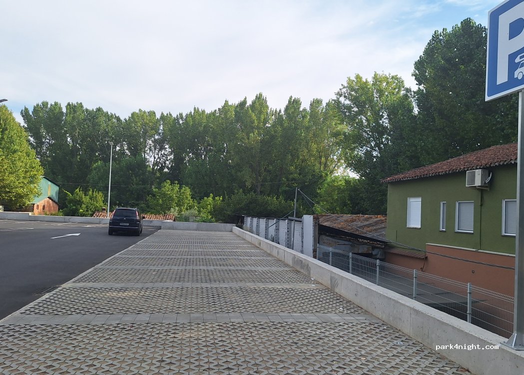 (05400) Arenas de San Pedro - Avenida de la Constitución — foto