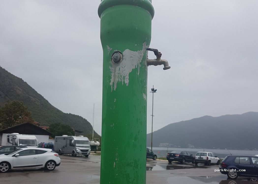 () Risan - E80 — foto 2