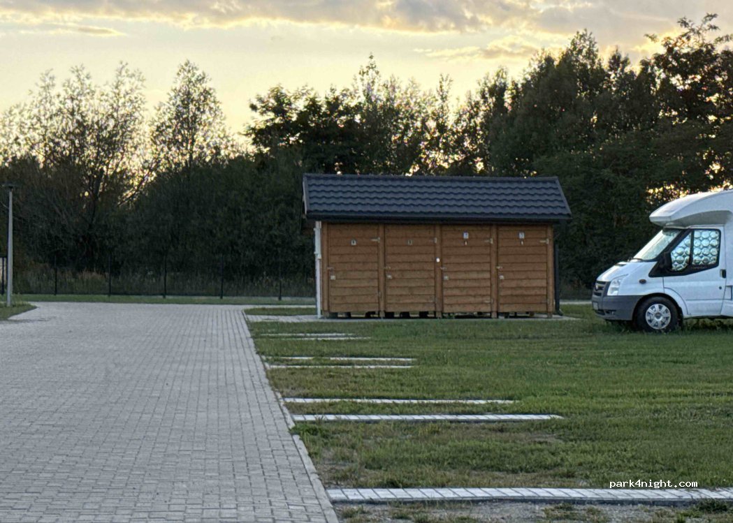 (21-560) Międzyrzec Podlaski - Zahajkowska — foto