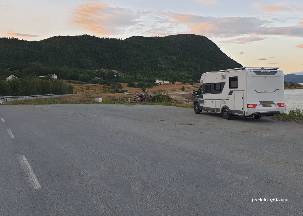 () Stonglandseidet - Tranøyveien — foto 2