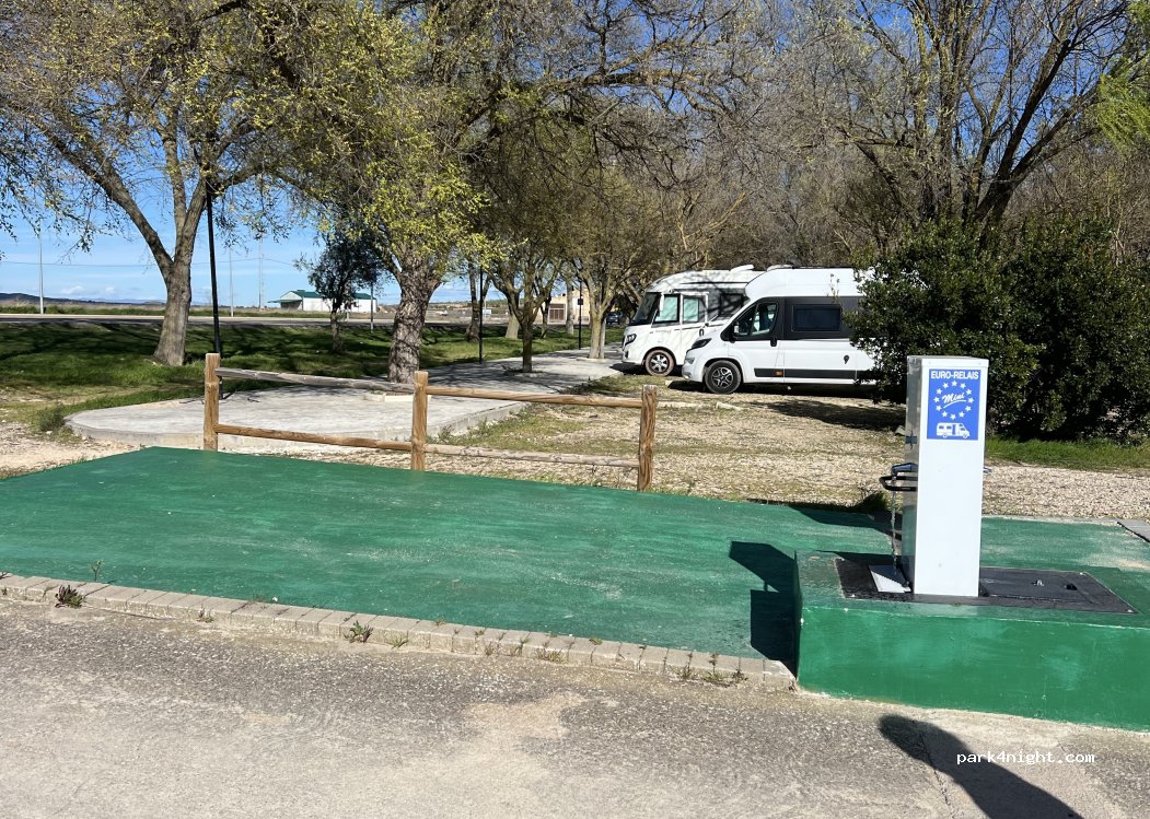 (46330) Camporrobles - Calle Utiel — foto 3
