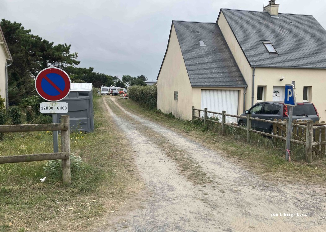 (50560) Anneville-sur-Mer - 2 Route du Chemin de Fer — foto