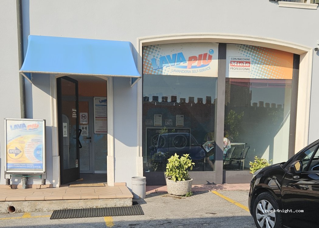 (35044) Montagnana - Via Circonvallazione — foto