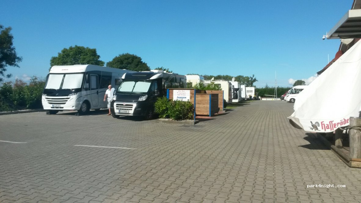 Wohnmobilstellplatz Ankerplatz Ditzum | Jemgum — foto 2