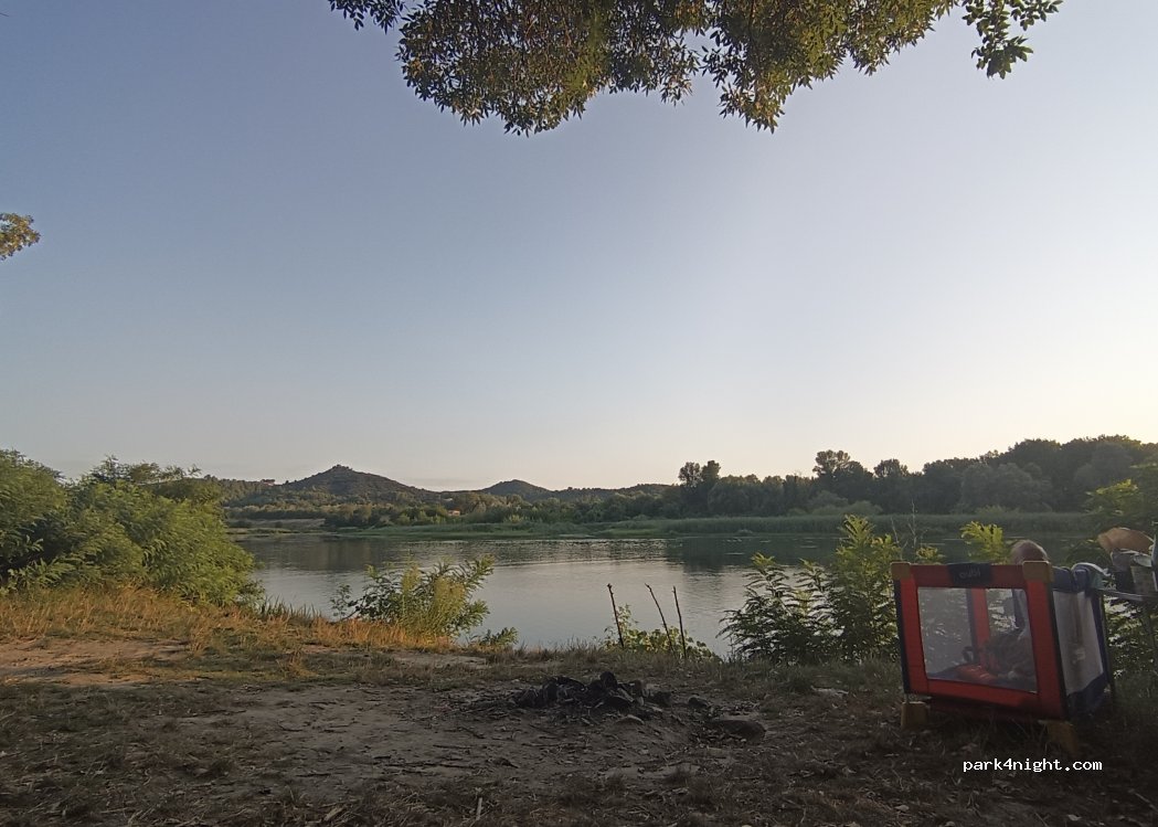 (30390) Vallabrègues - D 2 — foto 2