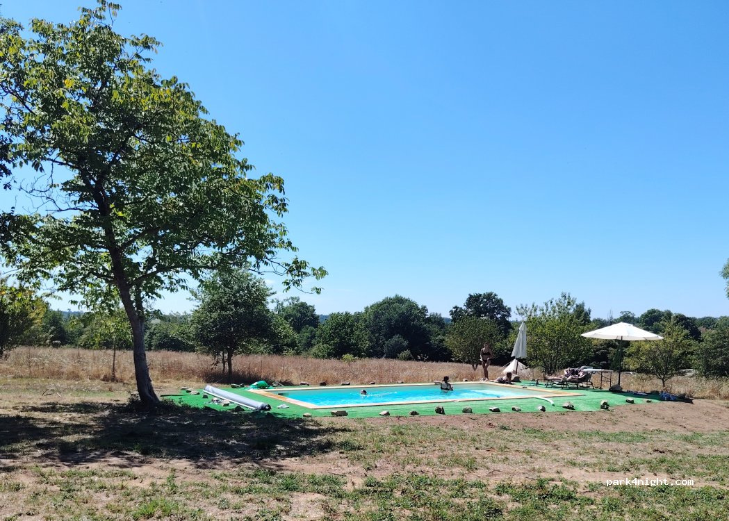 Gîtes & Camping Le Maingaud — foto