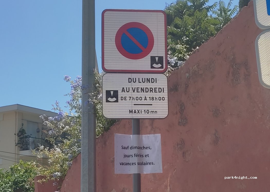 (06230) Villefranche-sur-Mer - Avenue du Général de Gaulle — foto