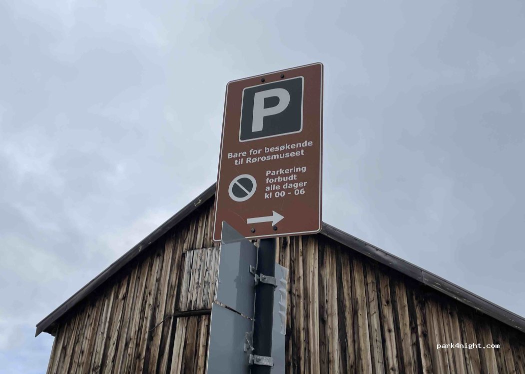 (7374) Røros - Mørkstugata — foto