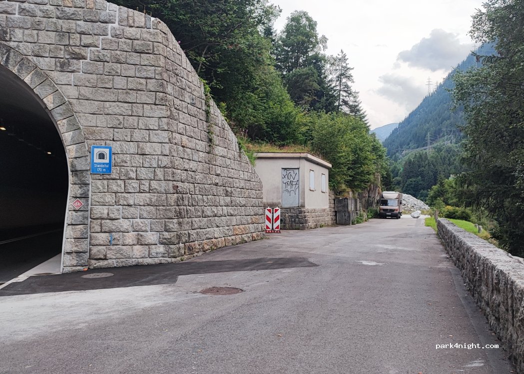 (6484) Wassen - Gotthardstrasse Urner Oberland — foto