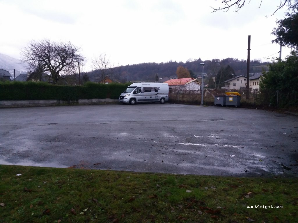 (73000) Chambéry - 278-326 Rue du Mont Outherans — foto 3