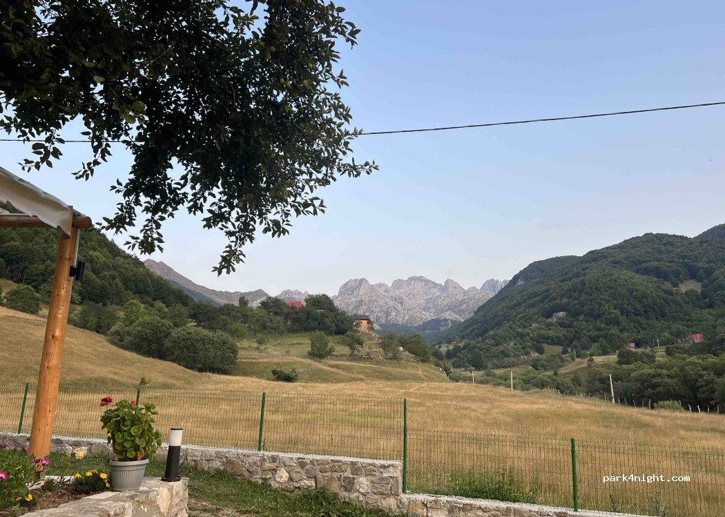 Bujtina Pepushaj — foto