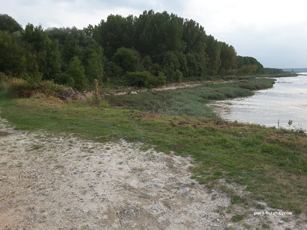 (27680) Marais-Vernier - Unnamed Road — foto 2