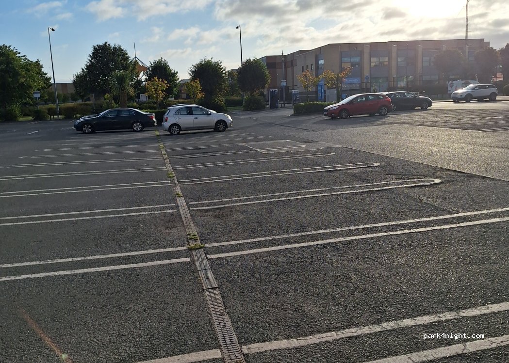 (D15 RY73) Coolmine - Blanchardstown Centre — foto