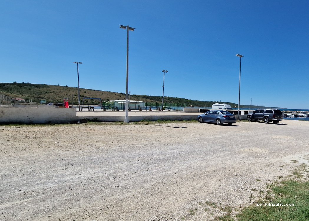 (23248) Općina Ražanac - Unnamed Road — foto 2