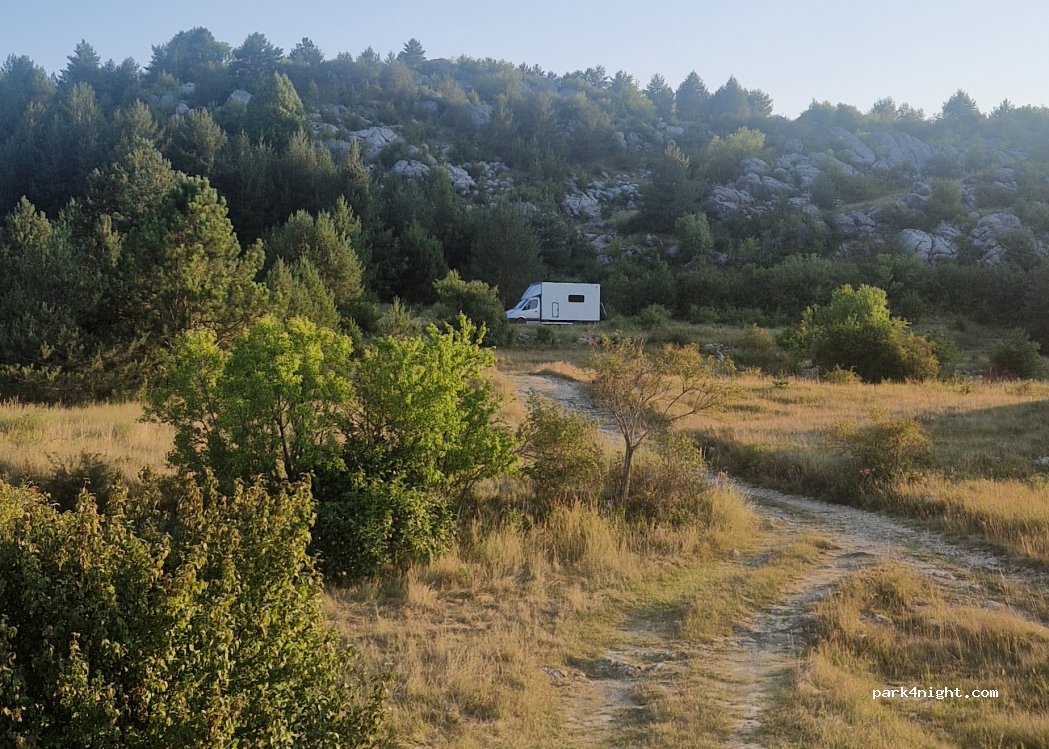 () Tribistovo - Unnamed Road — foto 3