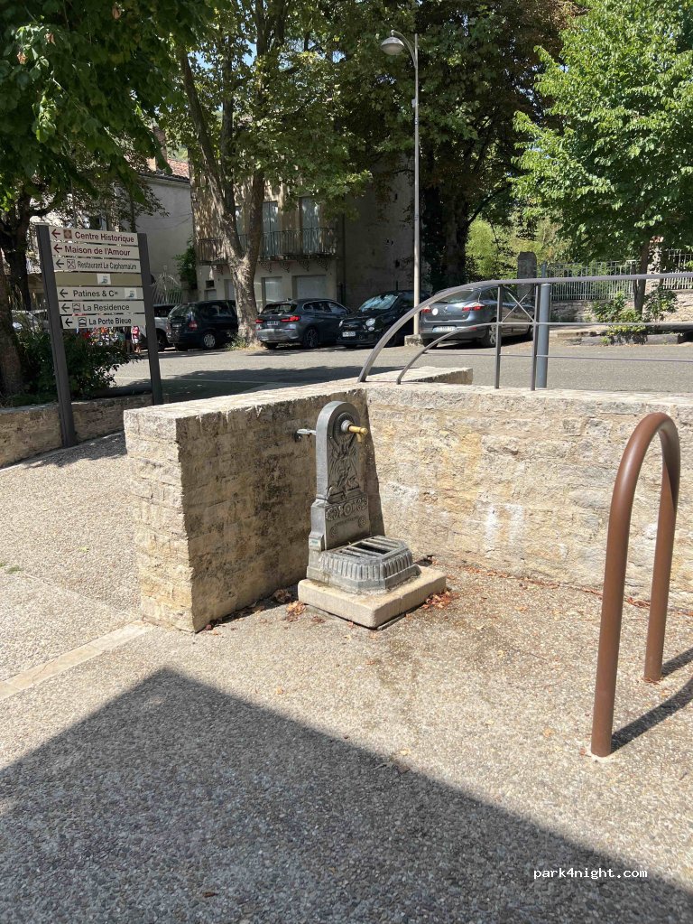 (82140) Saint-Antonin-Noble-Val - Avenue du Docteur Paul Bénet — foto