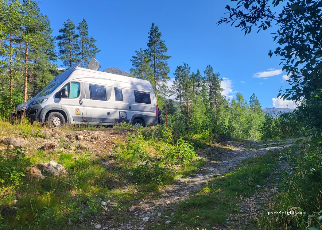 (8523) Elvegard - Skjomdalveien - Gamnes — foto
