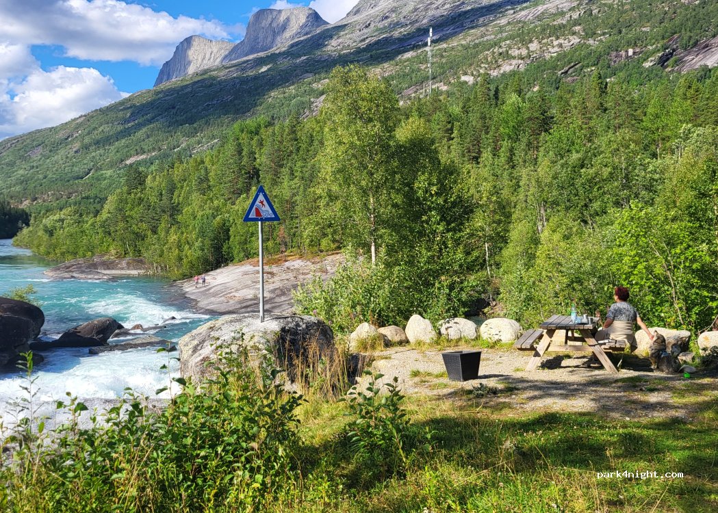 (8523) Elvegard - Skjomdalveien - Gamnes — foto 2