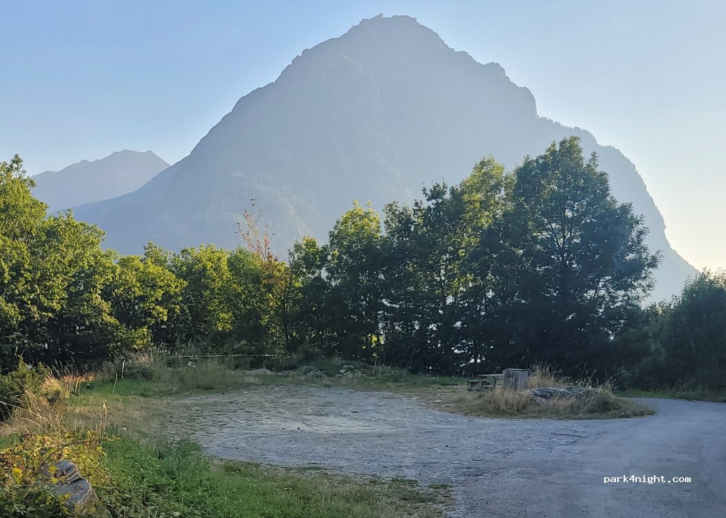 (38114) Allemond - Route de Cotteyssard — foto