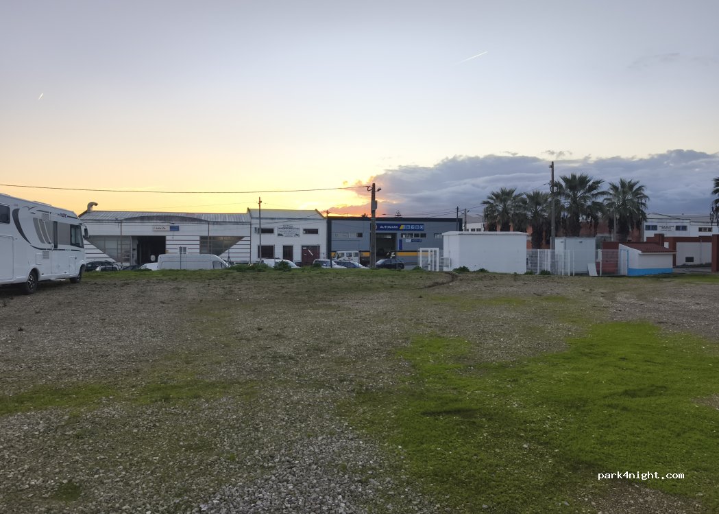 (7170-054) Redondo - Av. de Gien 13 — foto 4