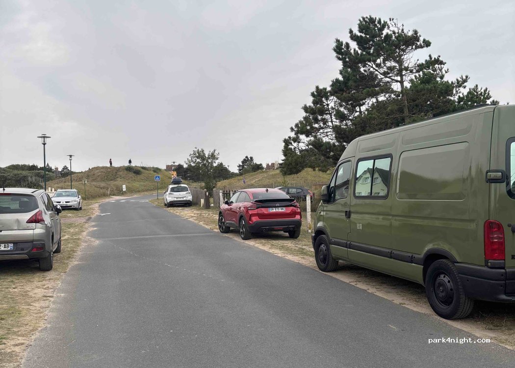 (14390) Varaville - Rue Léon Pican — foto