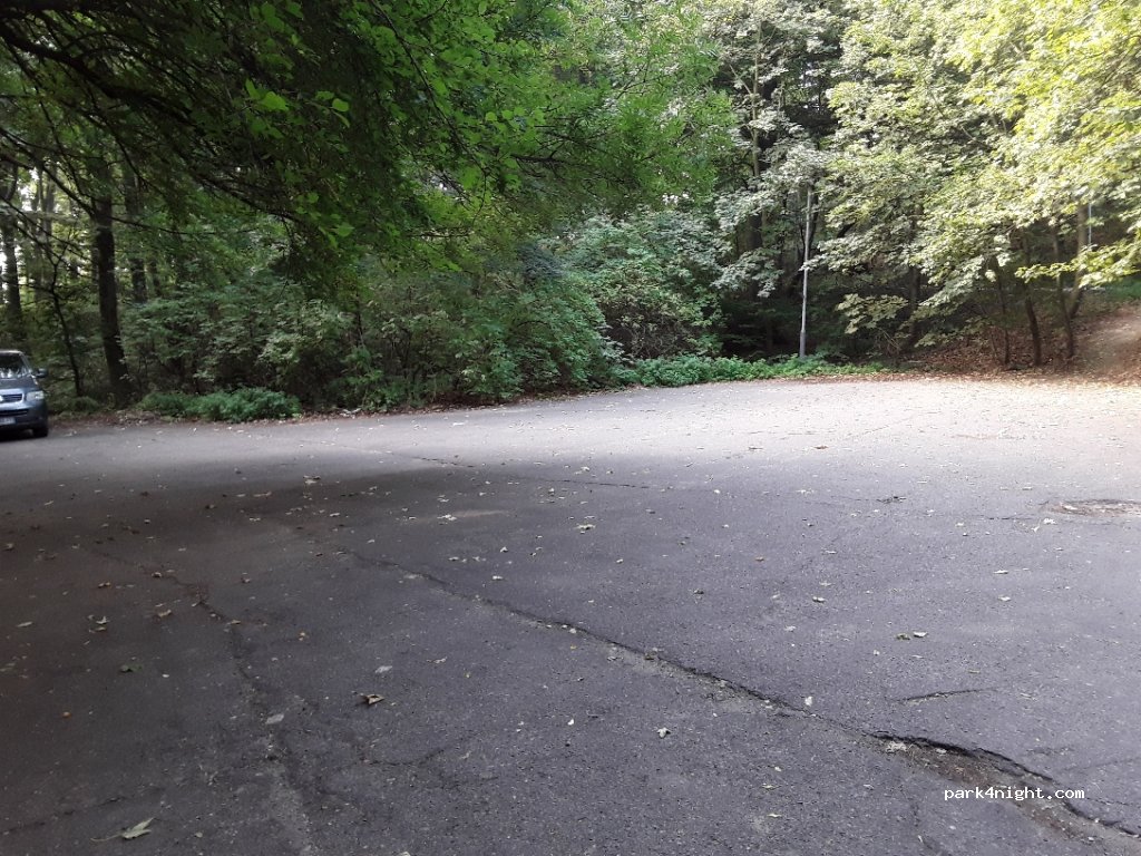 (831 01) Bratislava - 14 Cesta na Kamzík — foto 2
