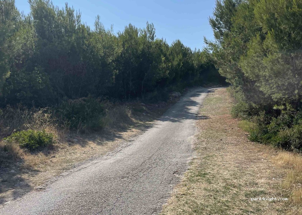 () Peschici - Litoranea — foto 2