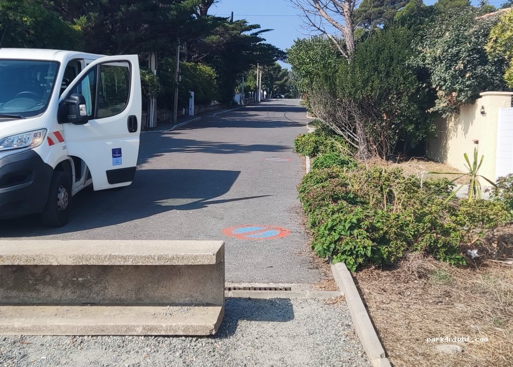 (83370) Fréjus - Boulevard Carpeaux — foto