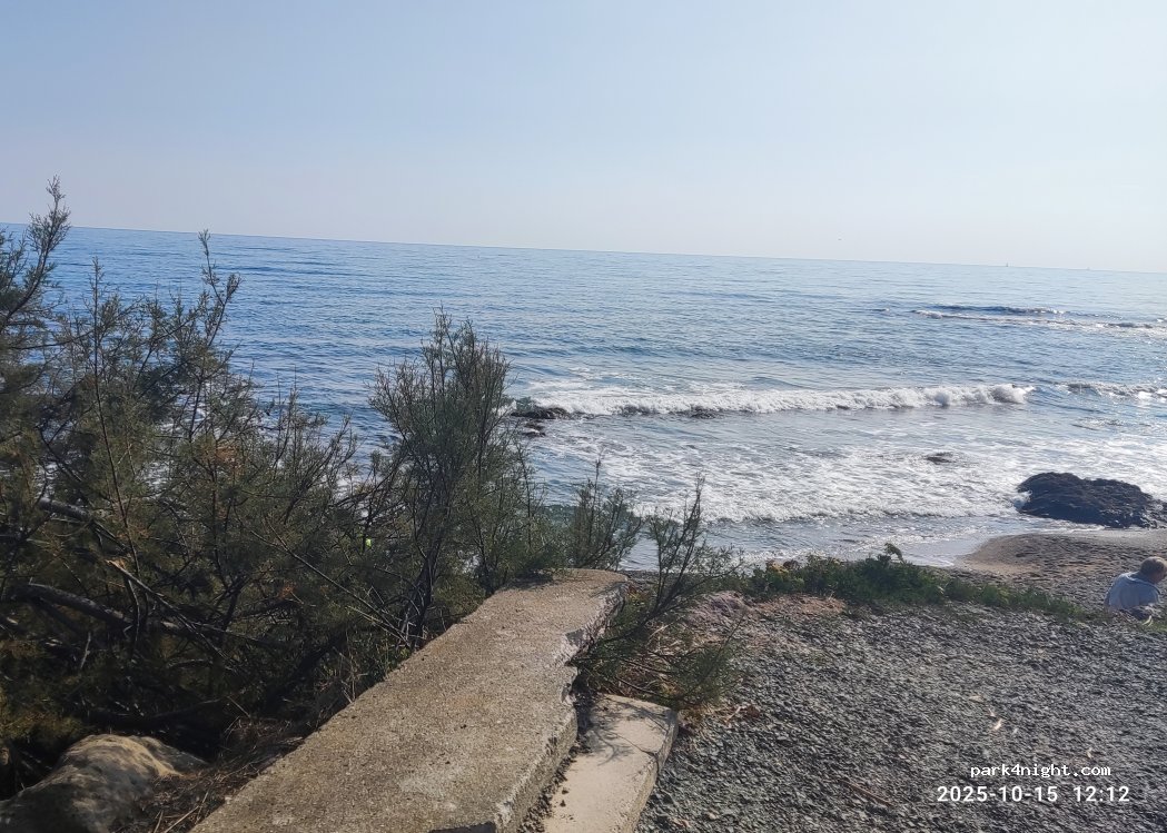 (83370) Fréjus - Boulevard Carpeaux — foto 2