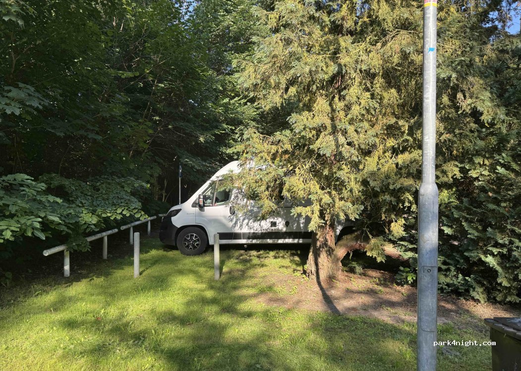 (15754) Gussow - Ernst-Thälmann-Straße — foto
