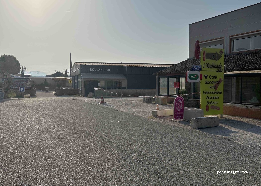 (26230) Valaurie - Place Nicolas Appert — foto