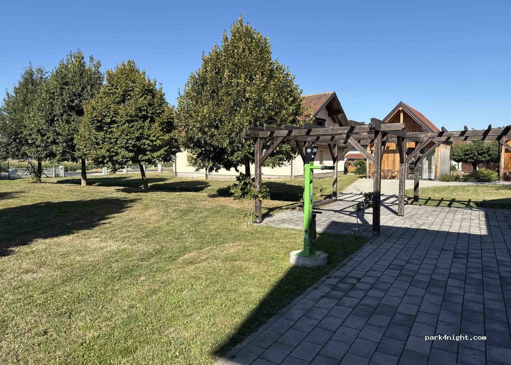 (9220) Lendava / Lendva - Lendavska cesta / Lendvai út — foto